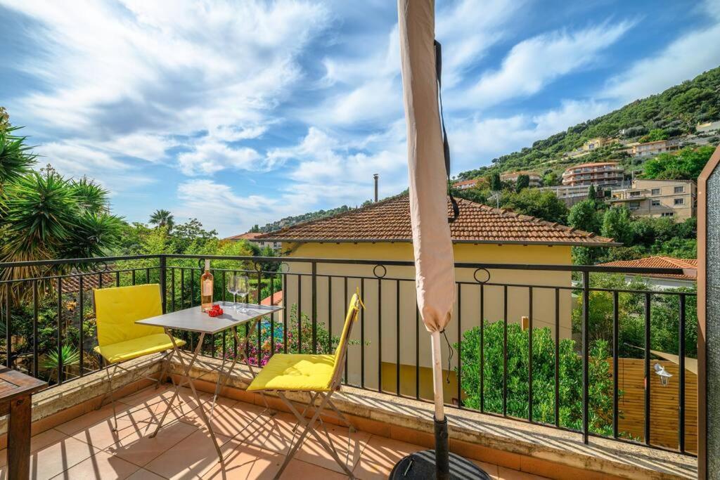 מנטון La Villa Julia - Calme - Spacieux - Parking Prive - Climatisation מראה חיצוני תמונה
